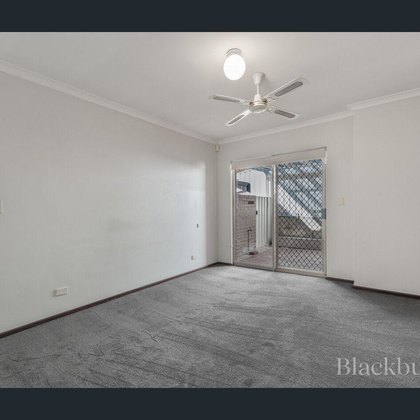 NEAT & TIDY HOME CLOSE TO EVERYTHING! - Photo 1