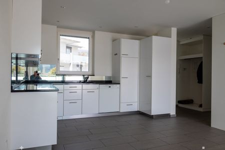 3.5 Zimmer, 105 m², 2. Stock - Photo 2