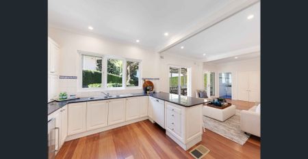 “Character, Substance, Light and Privacy" - Photo 2