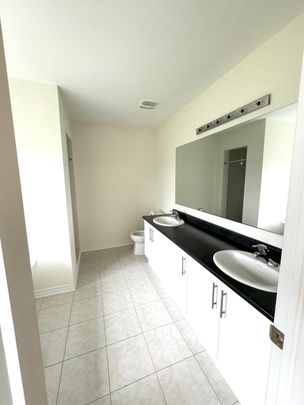 For Lease - 1108 Skyridge Boulevard, Pickering, Ontario - Photo 1