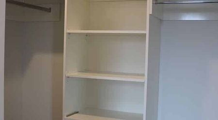 3 Bedroom Townhouse - Photo 3