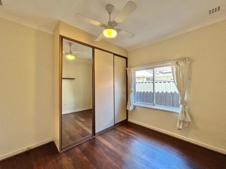 Classic Wembley charm with lifestyle at your doorstep! - Photo 4