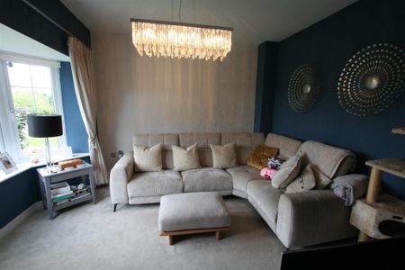5 bedroom detached house to rent - Photo 3
