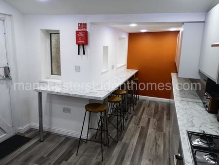 Latchmere Road, Manchester, M14 6AL - Photo 4