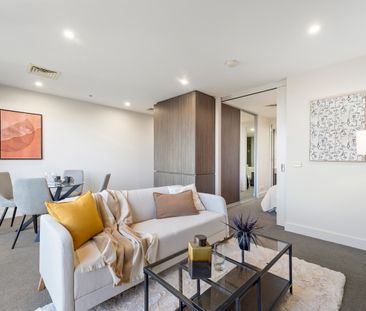 Top-Floor Living with Spectacular Views - Photo 3