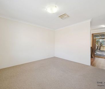 Family-Friendly Home with Outdoor Entertaining - Photo 4