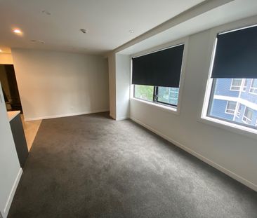 Your beautiful new city pad! - Photo 3