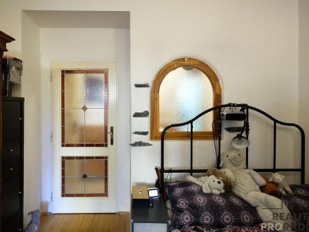 Pronájem bytu 1+1 31 m2 - Fotografie 2