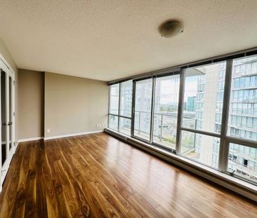 Surrey Central 1 Bedroom 1 Bathroom Condo For Rent! - Photo 3