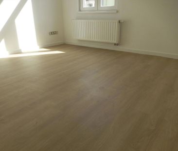 Gerenoveerd karakterappartement op topligging centrum-Gent. - Photo 2
