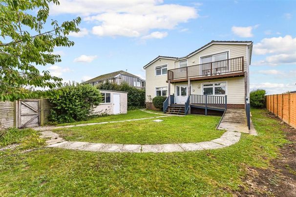 5 bedroom detached house to rent - Photo 1