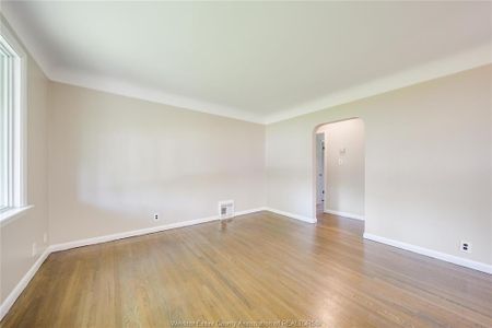 For Lease - 3264 DOMINION Boulevard, Windsor, Ontario - Photo 2
