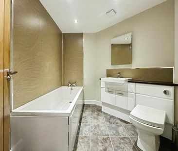 3 bedroom apartment to rent - Photo 6