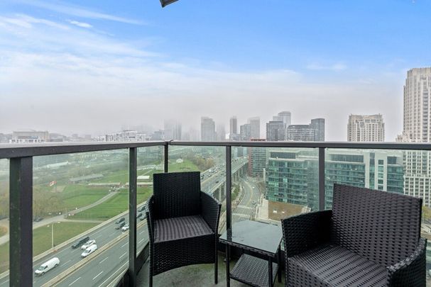 Fort York Boulevard - Photo 1