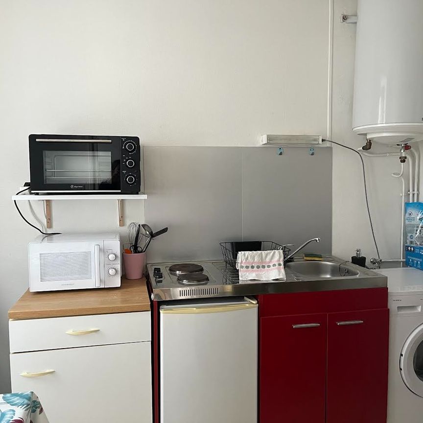 T1 - RUE ROBESPIERRE - 21.27 m² - Photo 1