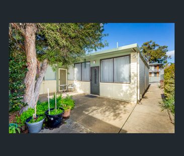 14/126 Henderson Road, Crestwood, NSW 2620 - Photo 3