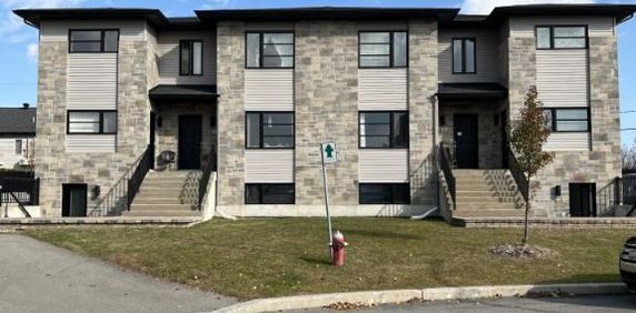 Logement 4 1/2 à Blainville - Photo 2