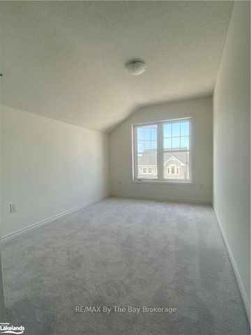 For Lease - 20 Hills Thistle Drive, Wasaga Beach, Ontario - Photo 3