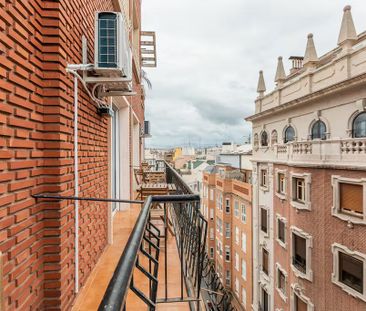 Carrer del General Prim, Valencia, Valencian Community 46005 - Photo 6