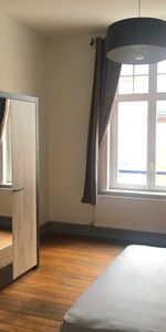 Location Appartement 2 pièces 76m² - Photo 3