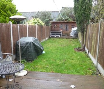 2 bedroom terraced house to rent - Photo 1