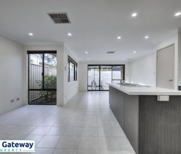 14/2 Twilight Mews, AUBIN GROVE WA 6164 - Photo 1