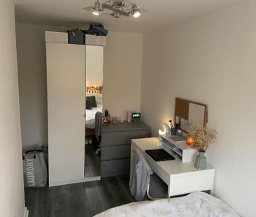 4 bedroom house share to rent - Photo 5