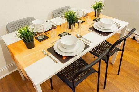 1 bedroom house of multiple occupation to rent - Photo 3