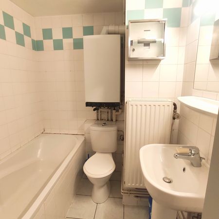 Location Appartement 1 pièce 25m² STRASBOURG 67000 - Photo 4