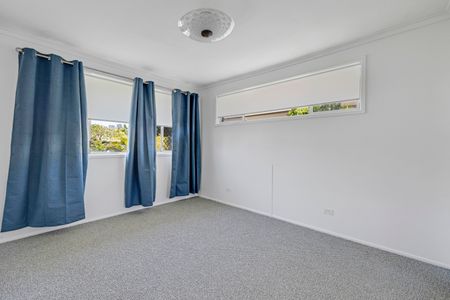 4 Summerland Key, Broadbeach Waters QLD 4218 - House For Rent | Domain - Photo 5