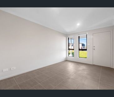 Apply Now! - Photo 3