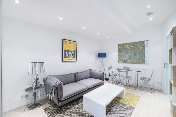 1 bedroom flat to rent - Photo 1