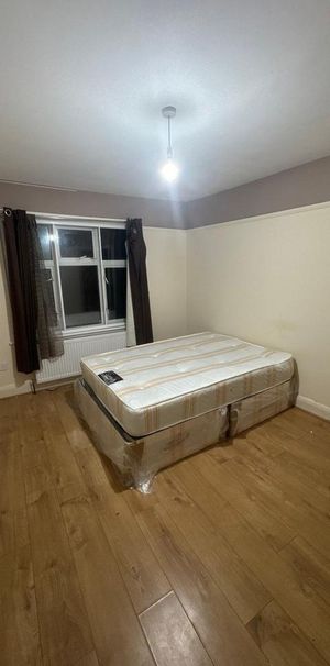 House share to rent - Photo 1
