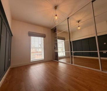 71 Blackrock Row, Newtownabbey, BT36 4AD - Photo 5