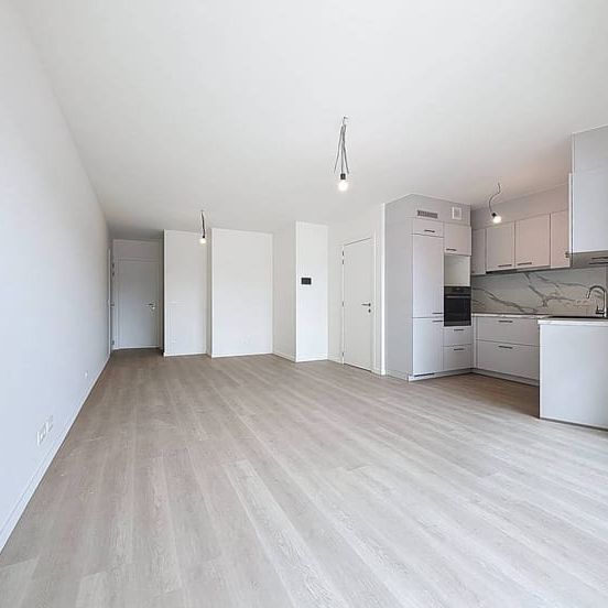 Appartement te huur - Photo 1