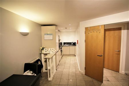 2 bedroom flat to rent - Photo 5