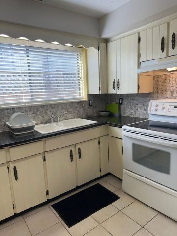 784 E 56th Ave Vancouver British Vancouver Canada - V5X 1R9 - Photo 5