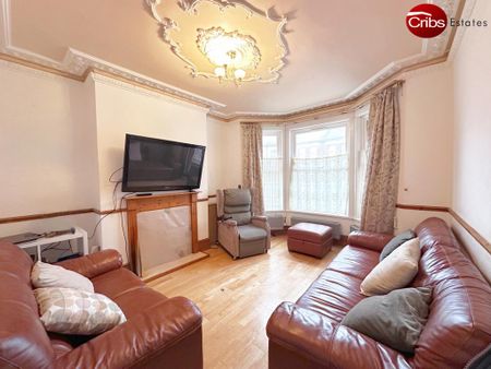 4 bedroom terraced house to rent - Photo 2