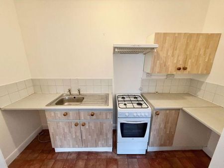 2 bedroom flat to rent - Photo 4