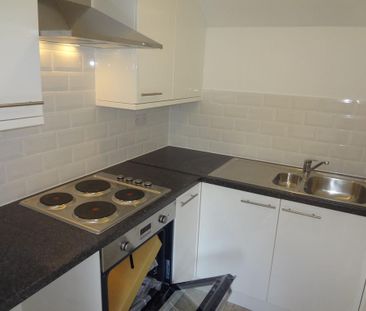 Studio to rent - Photo 3