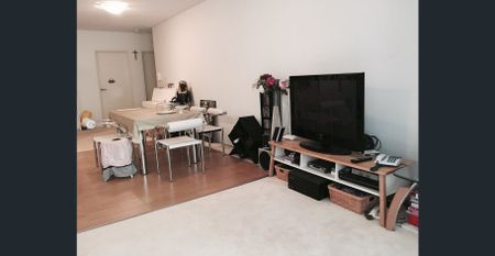 SPACIOUS 2 BEDDER - Photo 2