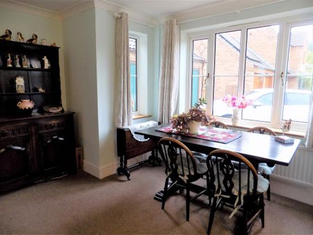 3 bedroom bungalow to rent - Photo 4