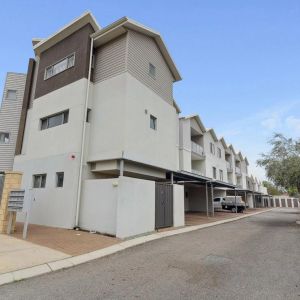 Modern apartment in prime location - Photo 3