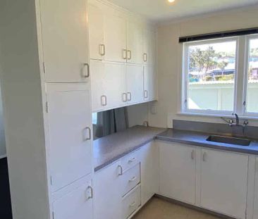 34b Astrolabe Street, Cannons Creek - Photo 3