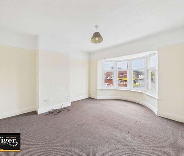 Westmorland Avenue, Blackpool, FY1 - Photo 3