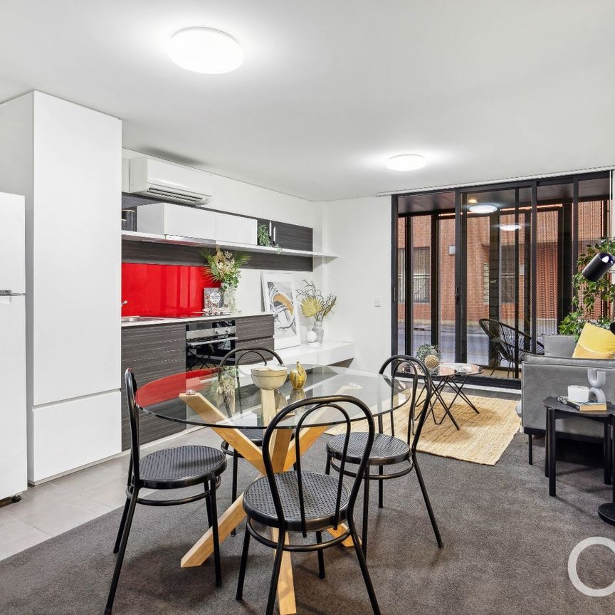Open the Door to Fresh, Modern Living in the Heart of Adelaide - Photo 1