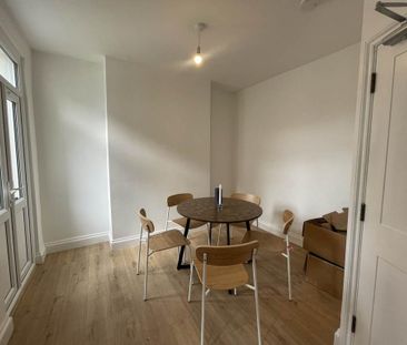 5 bedroom house to rent - Photo 4