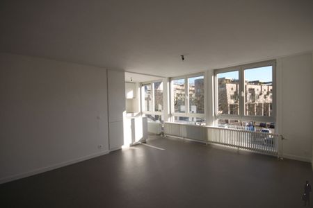 Totaal gerenoveerd appartement met uitzonderlijke ligging in Brasschaat centrum - Photo 3