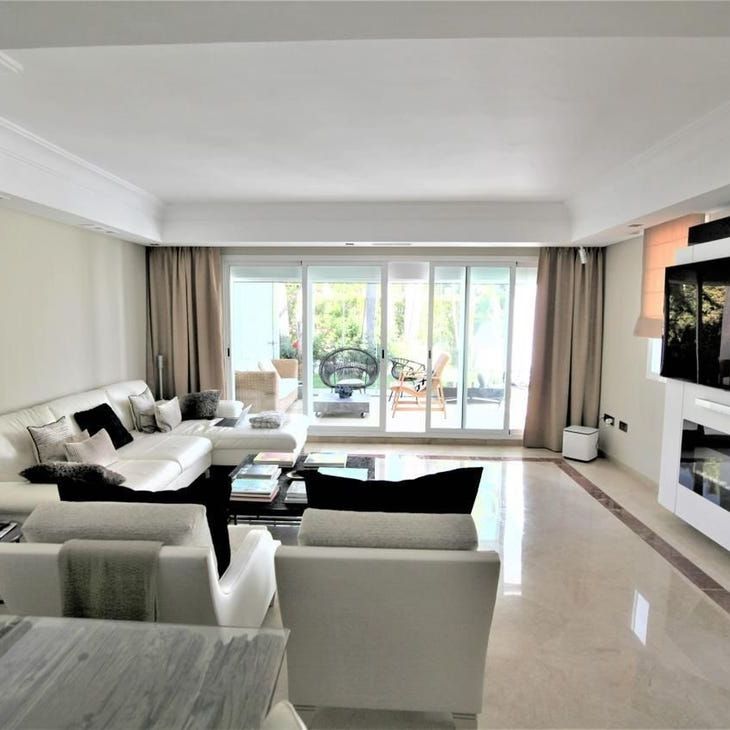 Marbella Golden Mile, Marbella, Andalusia 29602 - Photo 1