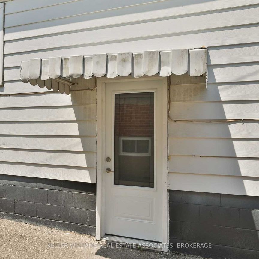 For Lease - 1064 Westmount Avenue Unit# BSMT, Mississauga, Ontario - Photo 1